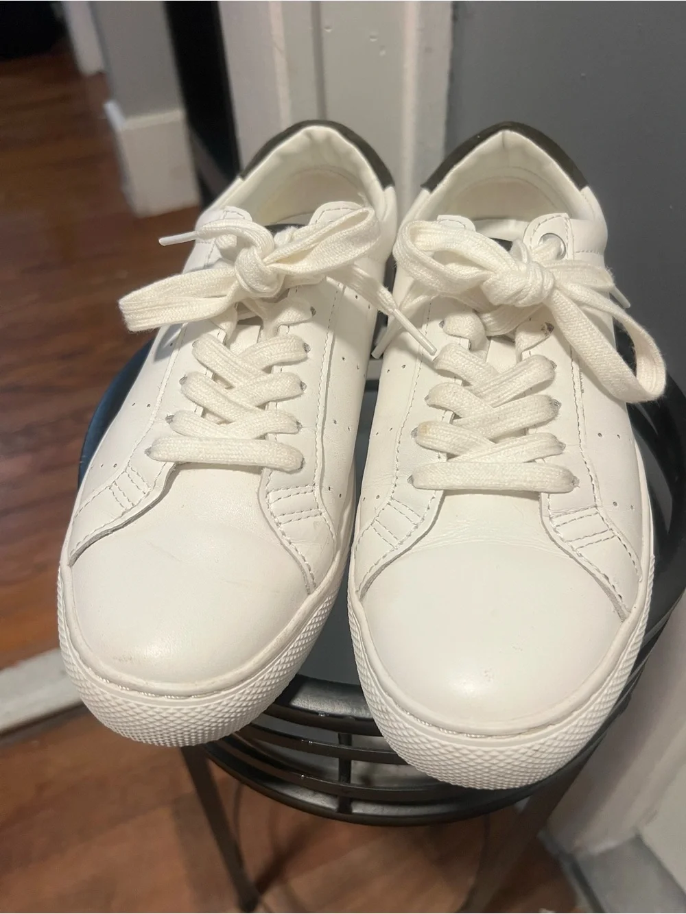 J. Crew White Leather Low-Top Sneakers with Gray Heel Tab size 7 women